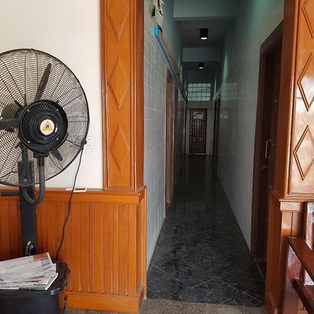 Shwe Eain Si Guest House - Burmese Only มะริด ภายนอก รูปภาพ