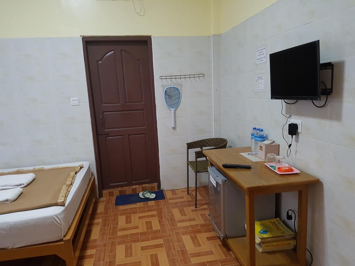 Shwe Eain Si Guest House - Burmese Only มะริด ภายนอก รูปภาพ